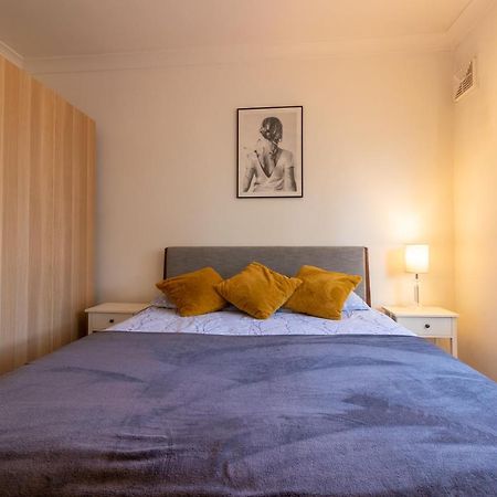 Stylish And Well Equipped Flat In Stockwell Apartment Londra Exterior foto